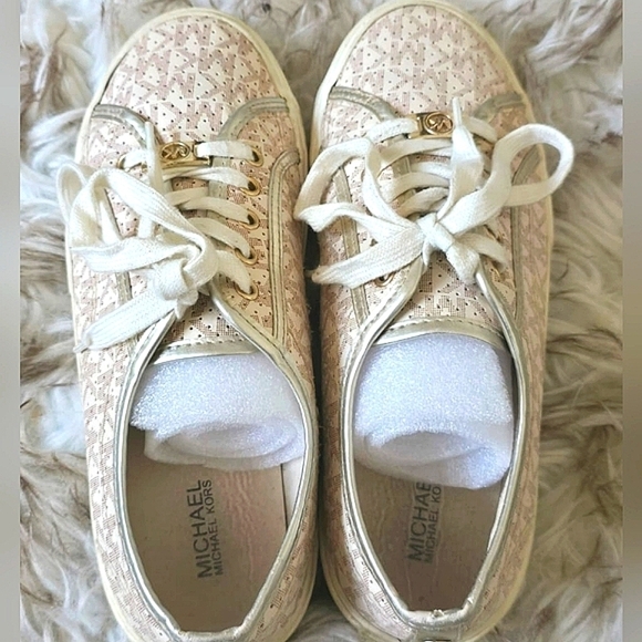 Michael Kors Girl's Lace Up Sneakers Vanilla Ima Boerum MK Logo Light Pink Sz 4✌ - Picture 3 of 8